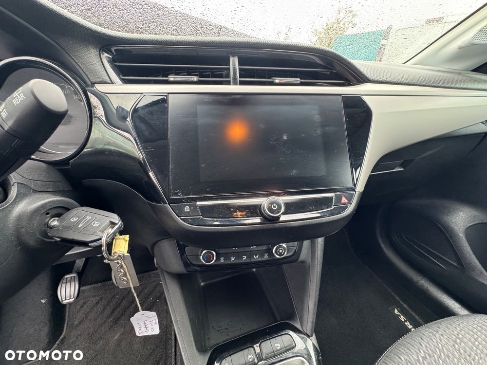 Opel Corsa - 16