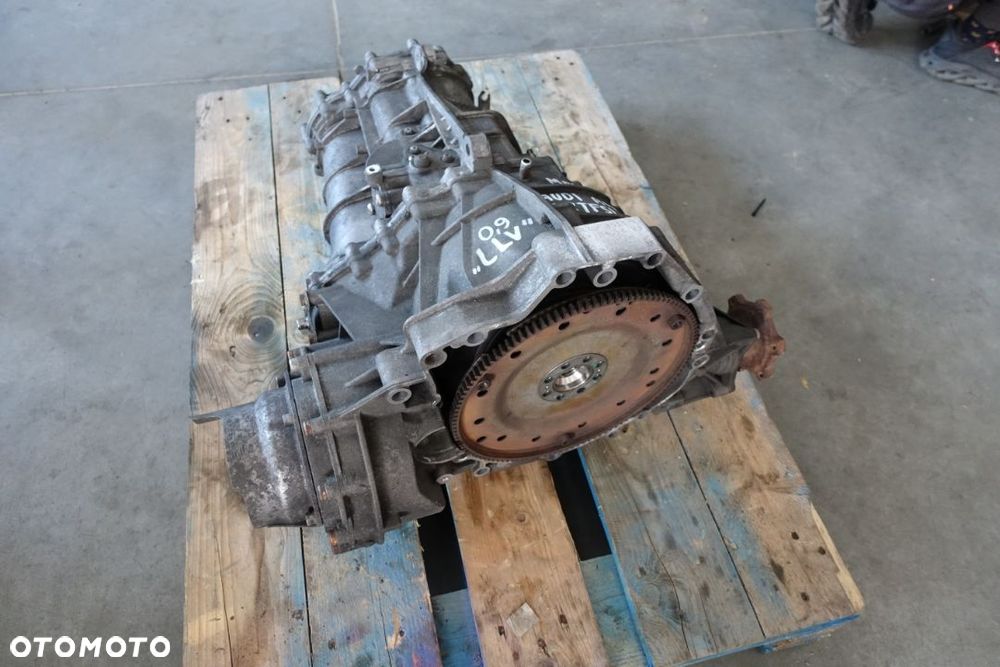 AUDI A4 B8 09r 1.8 TFSI SKRZYNIA BIEGÓW LLV - 2