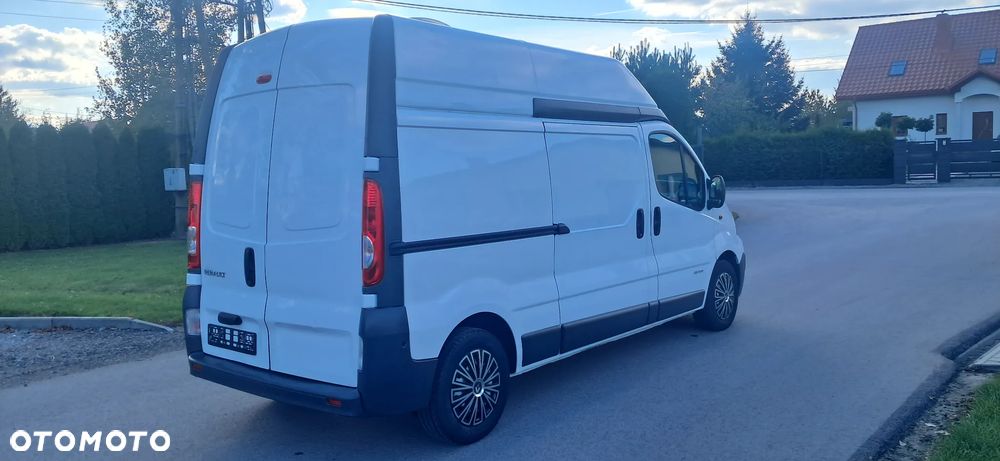 Renault Trafic 2.5 Dci L2H2 - 8
