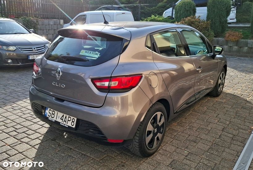 Renault Clio 1.2 16V Techno Feel - 4