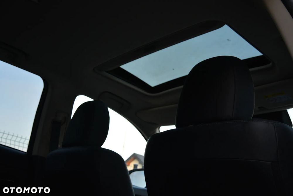 Mitsubishi Outlander 2.0 4WD Plug-In Hybrid - 39