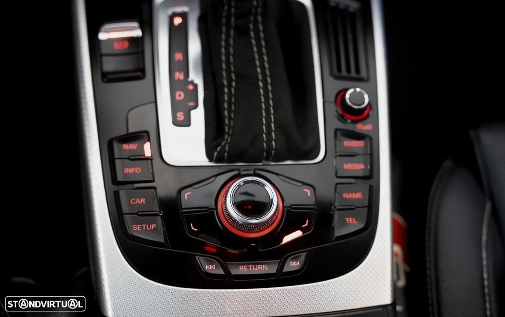 Audi A4 Avant 2.0 TDi S-line Multitronic - 8