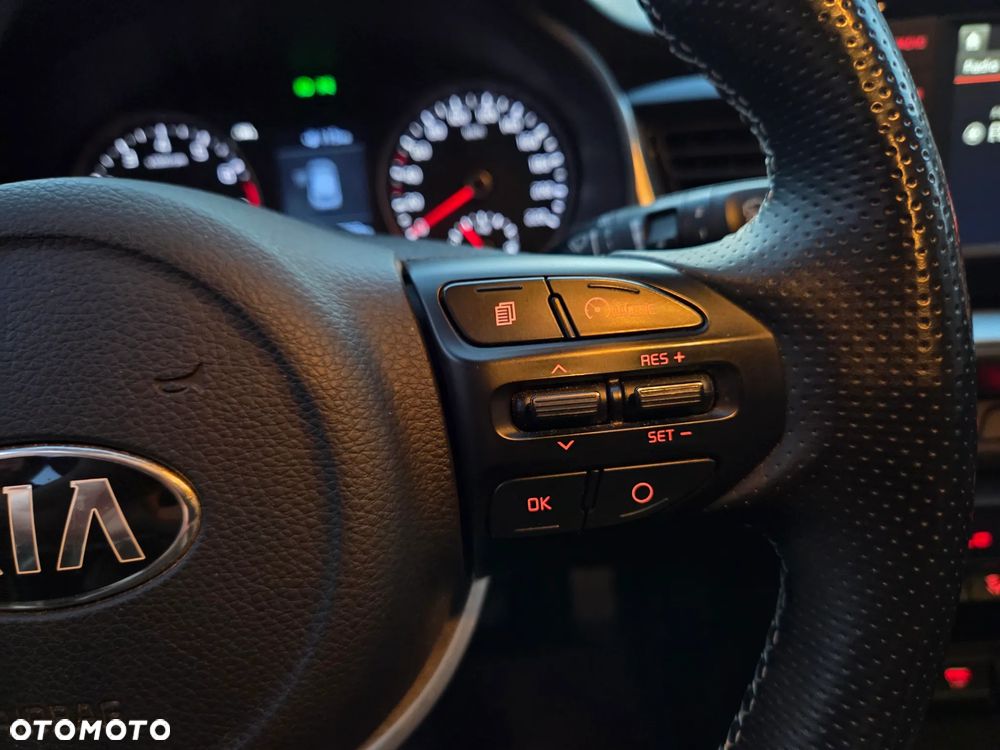 Kia Stonic 1.0 T-GDI OPF Platinum Edition - 24