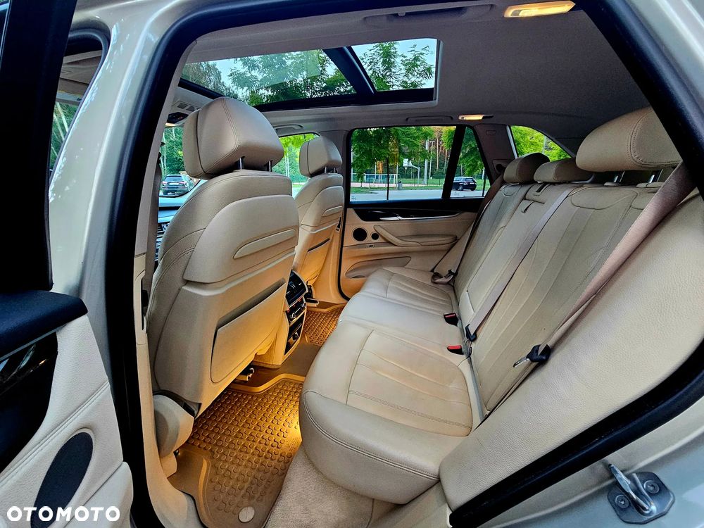 BMW X5 xDrive35i - 8