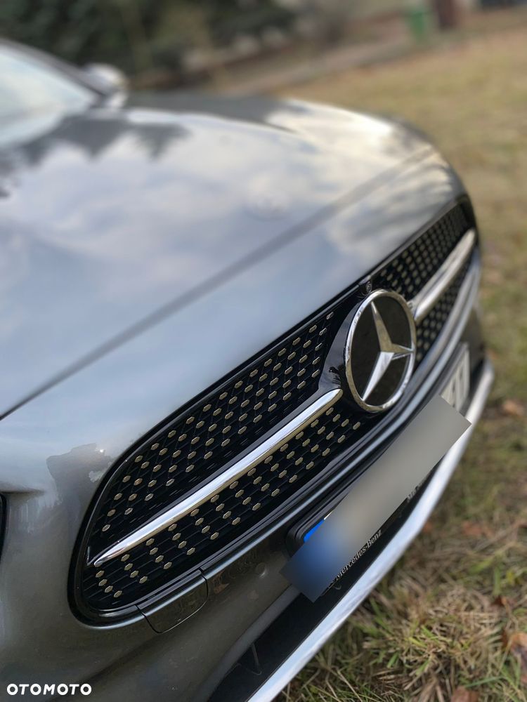 Mercedes-Benz Klasa E 220 d 9G-TRONIC - 23
