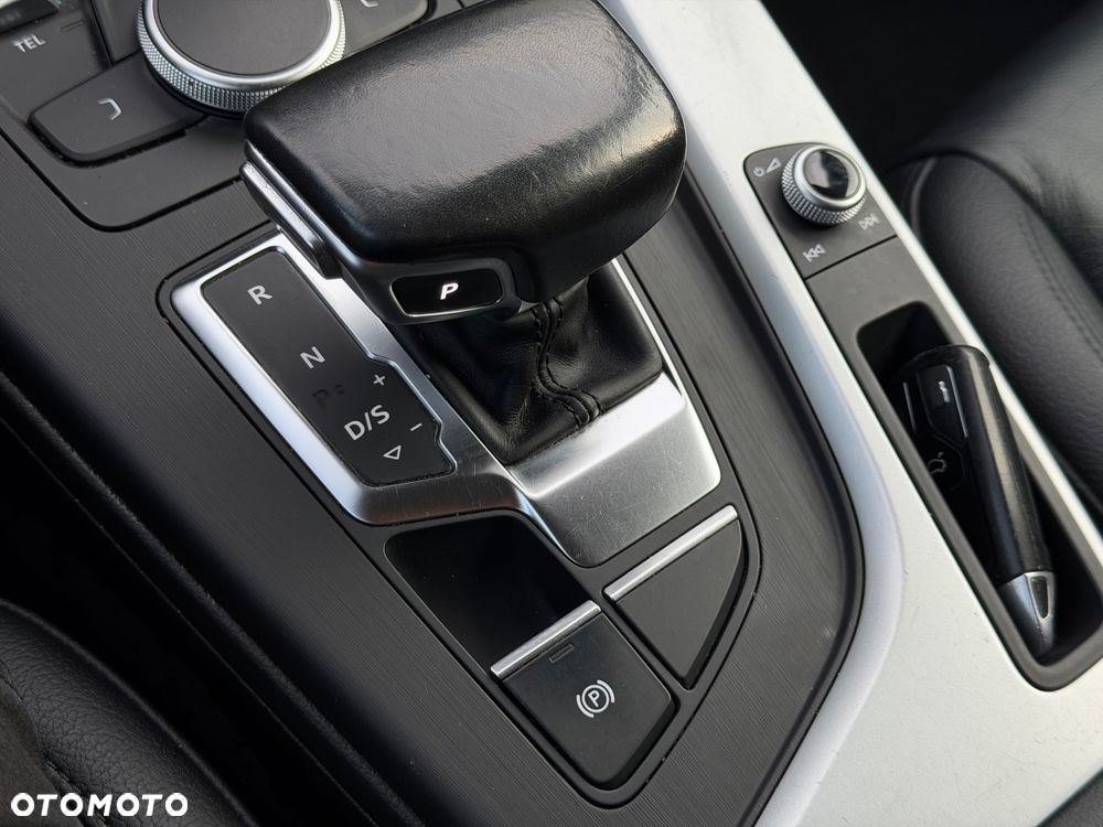 Audi A4 Avant 2.0 TDI ultra S tronic - 15