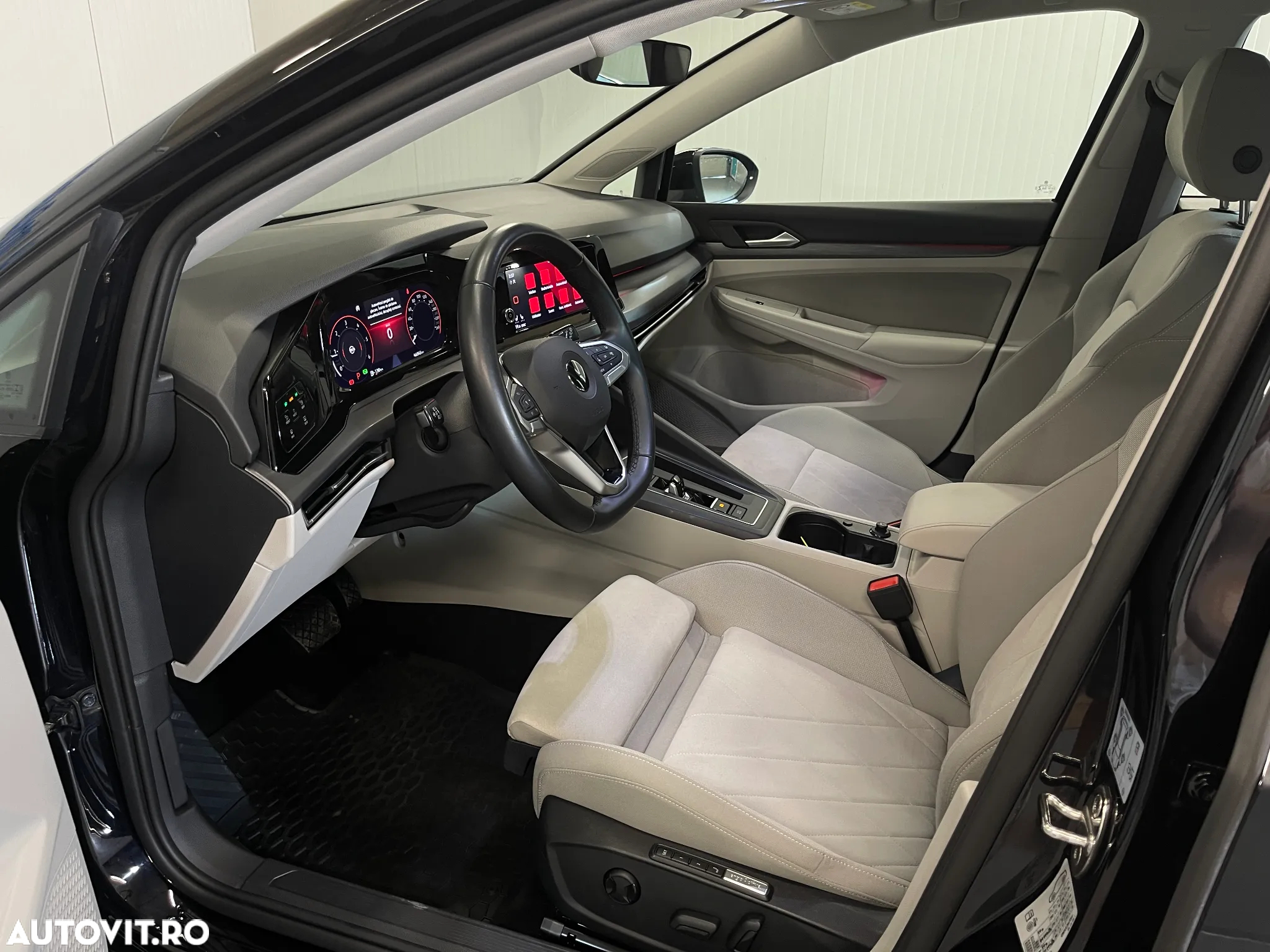 Volkswagen Golf 2.0 TDI DSG Style - 5
