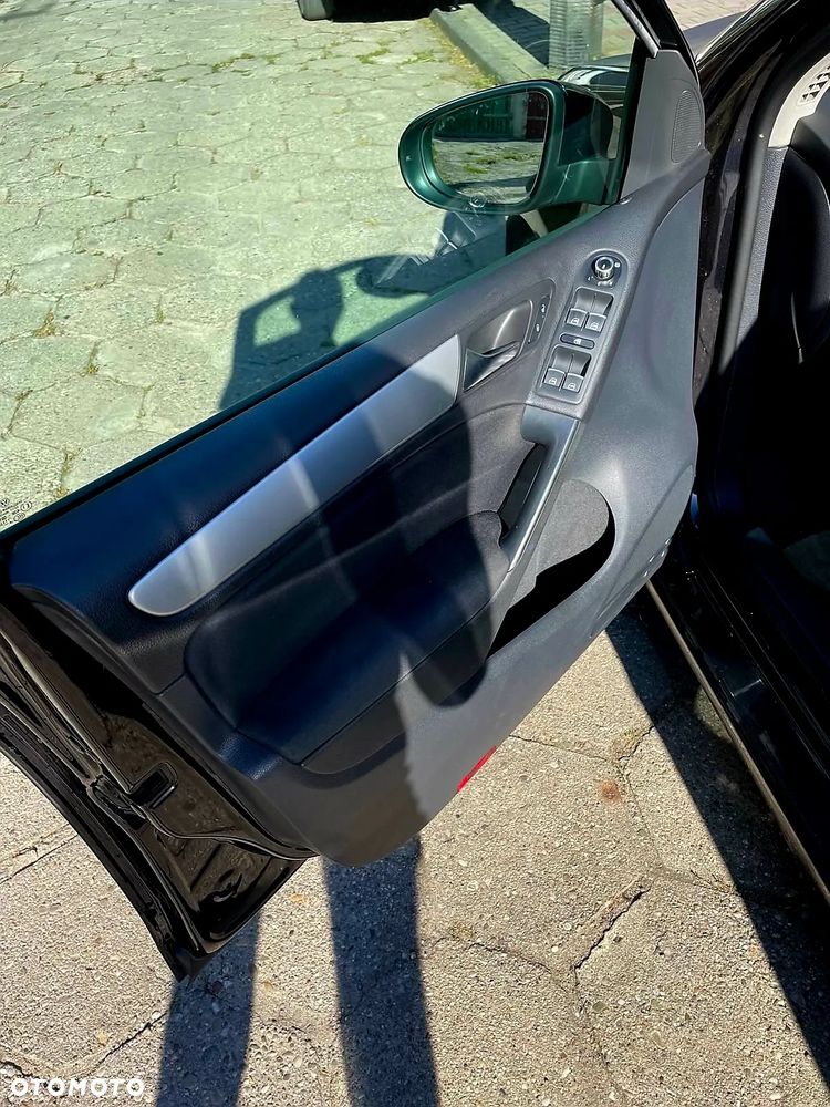 Volkswagen Golf 1.4 TSI Highline - 11