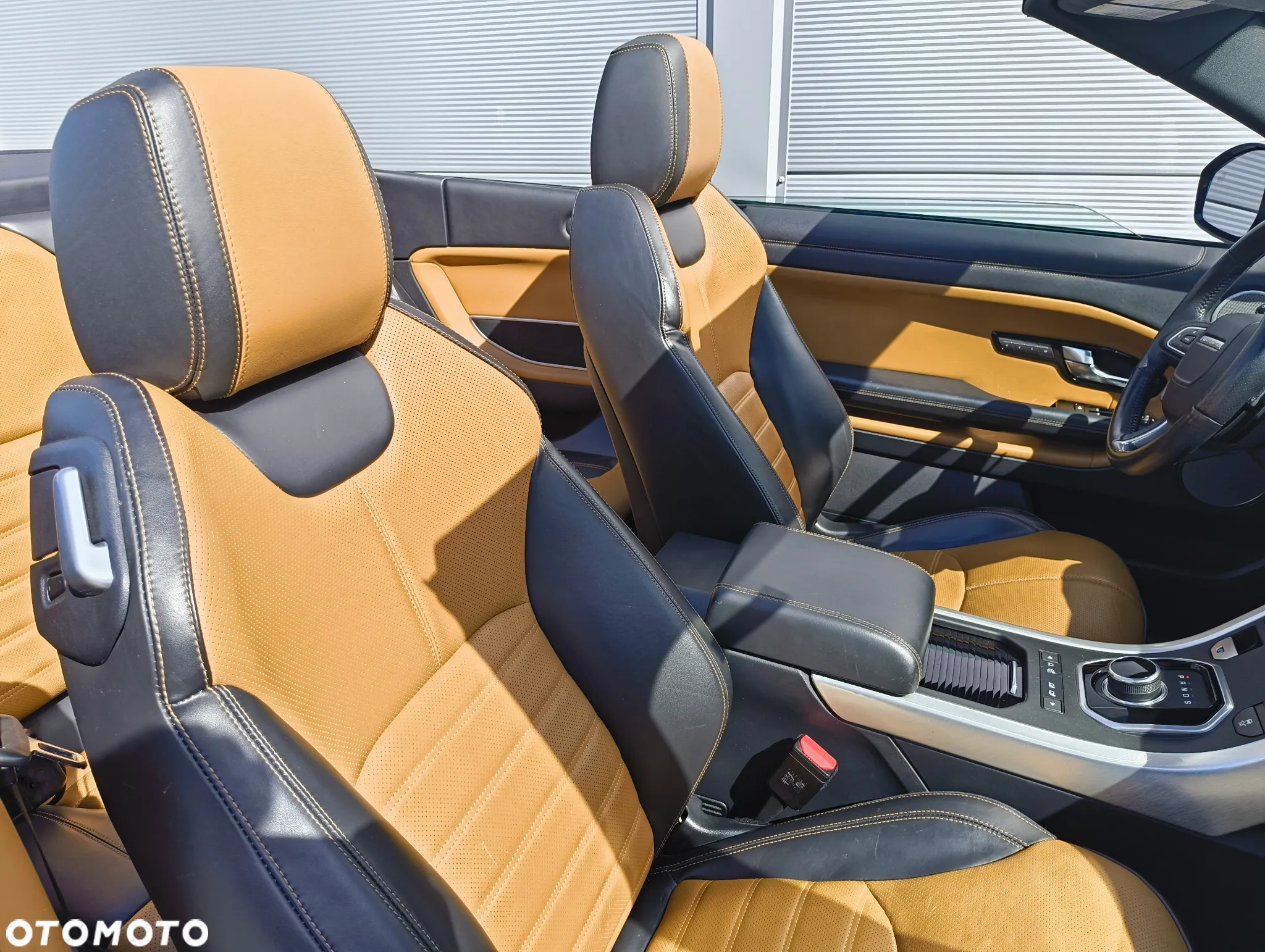 Land Rover Range Rover Evoque - 20