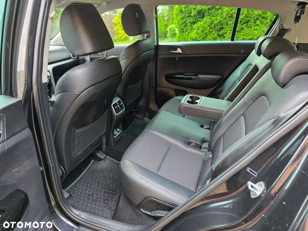 Kia Sportage 1.6 CRDI AWD DCT PLATINUM - 12