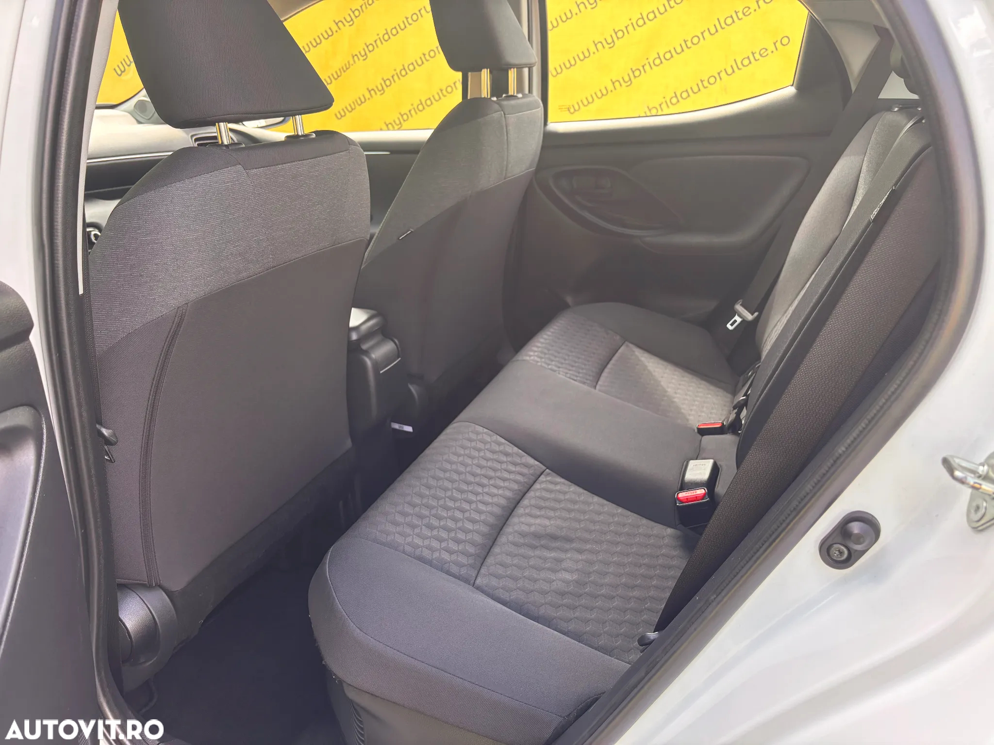 Toyota Yaris 1.5 116 CP HEV Dynamic - 33