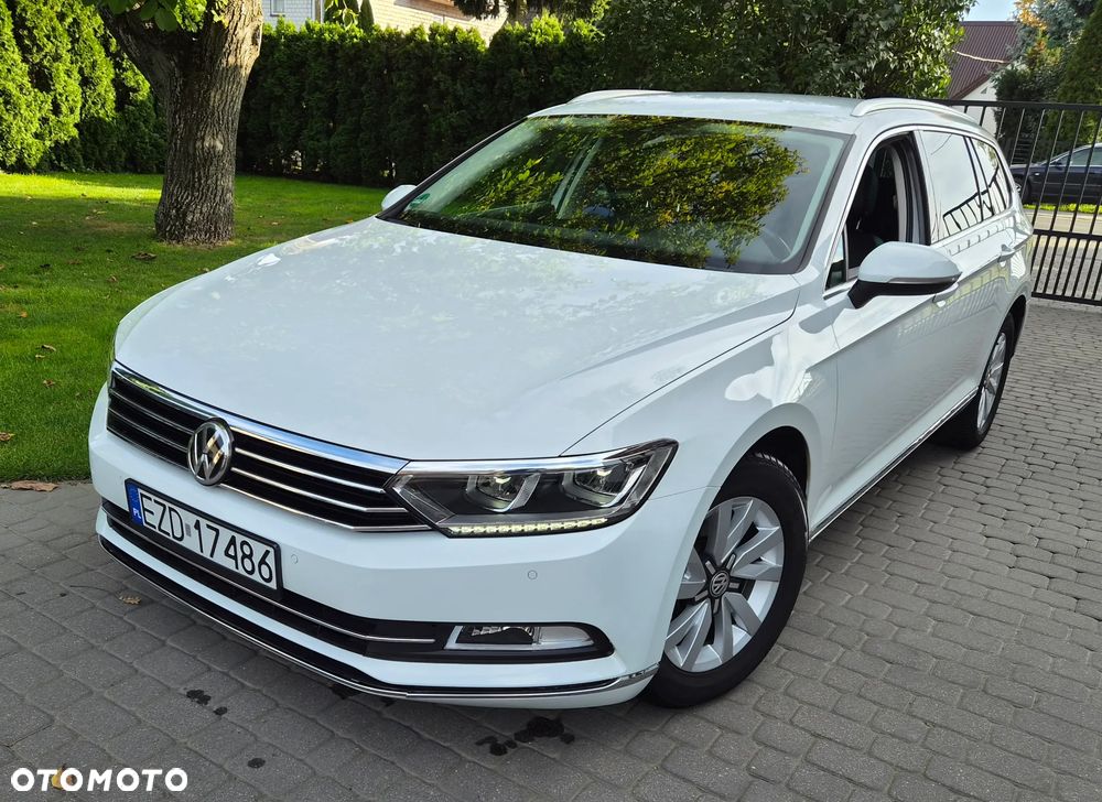 Volkswagen Passat - 17