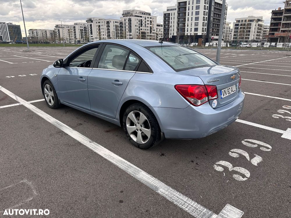 Chevrolet Cruze 2.0 LT - 9