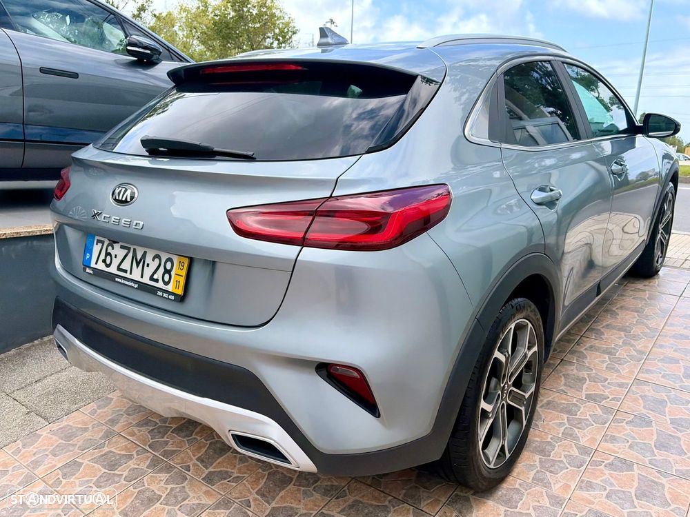 Kia XCeed 1.4 T-GDI Tech - 3