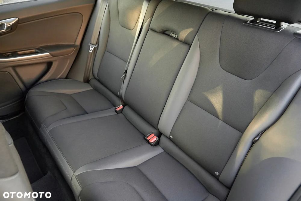 Volvo V60 T4 - 31