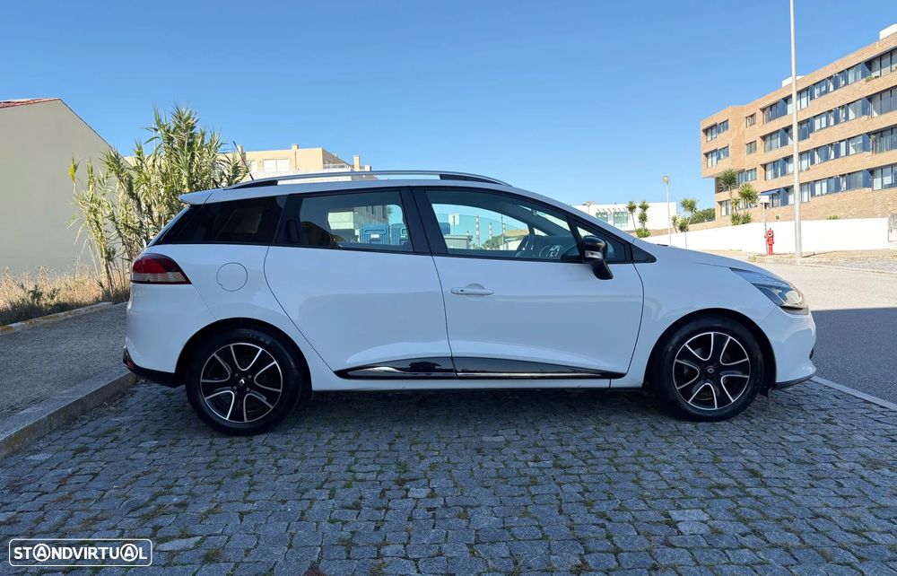 Renault Clio Sport Tourer 1.5 dCi Luxe - 12