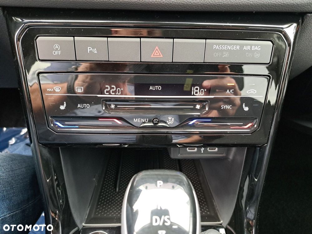 Volkswagen T-Cross 1.0 TSI Life Plus DSG - 37
