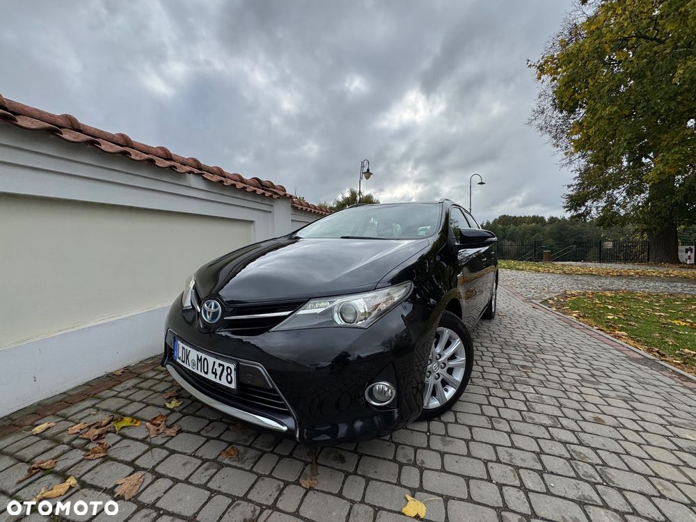 Toyota Auris 2015 photo 2