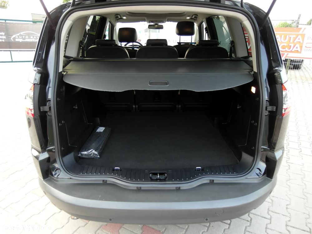Ford S-Max 2.0 TDCi DPF Titanium - 24