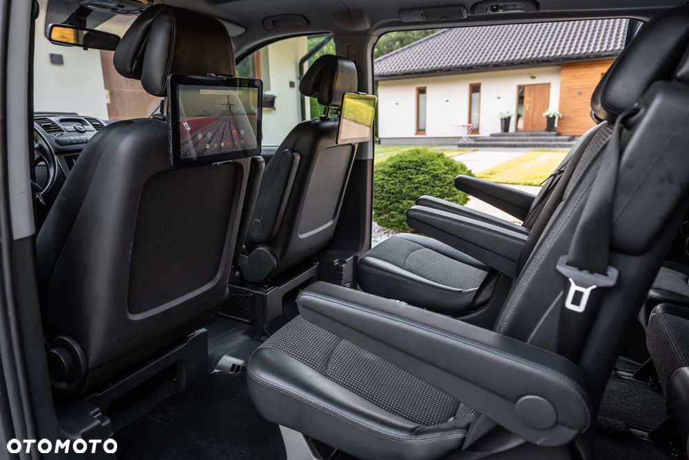 Mercedes-Benz Viano - 13