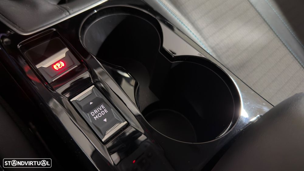 Peugeot 208 PureTech 100 Allure - 34