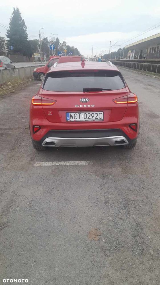 Kia XCeed 1.5 T-GDI L DCT - 3
