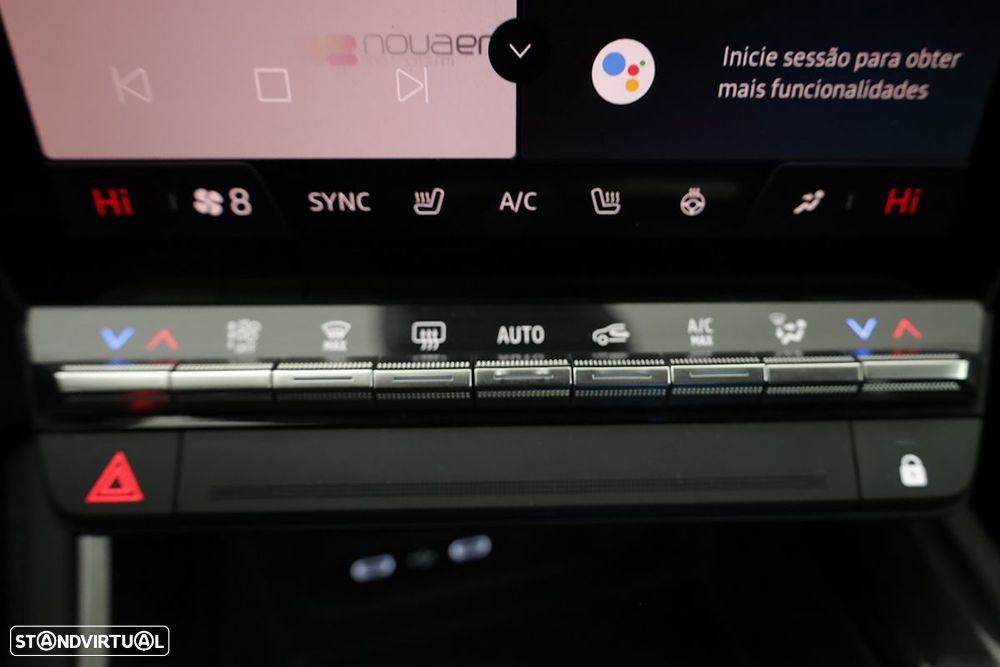 Renault Austral 1.2 E-Tech Iconic - 13