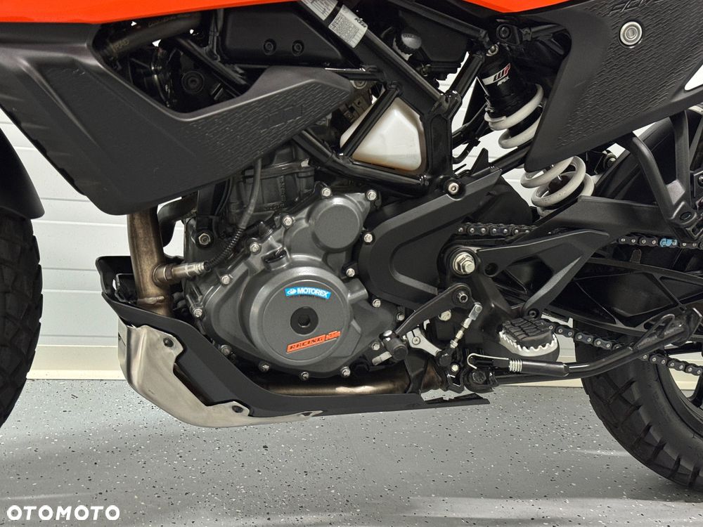 KTM Adventure 390 - 24