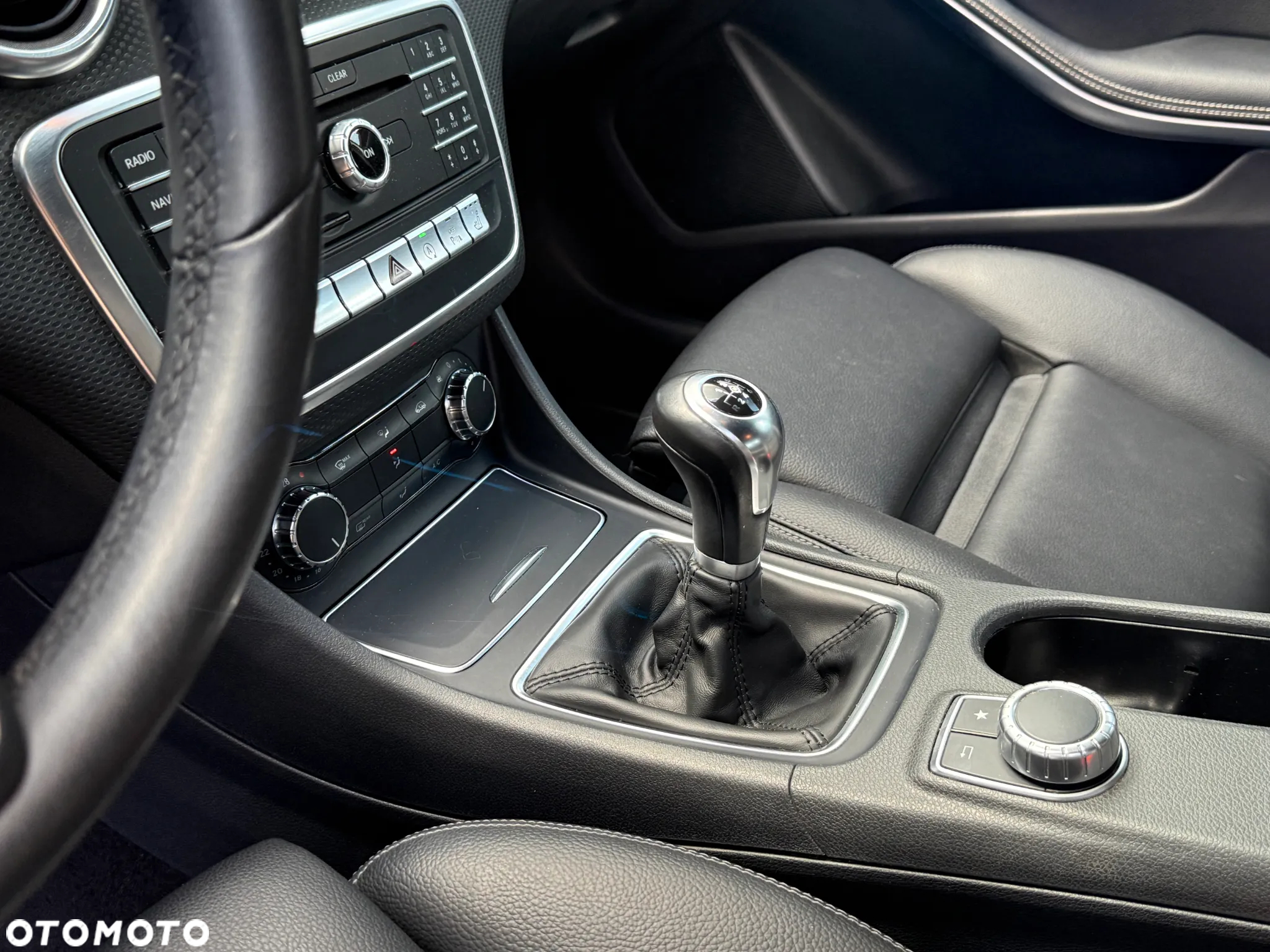 Mercedes-Benz Klasa A 180 d BlueEffICIENCY Edition - 26