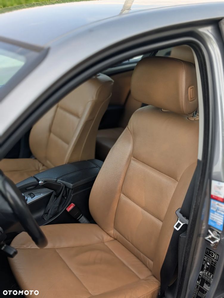 BMW Seria 5 - 10