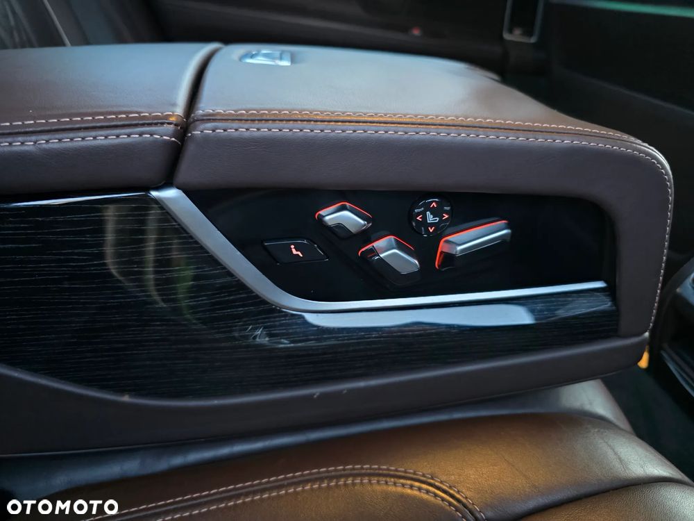 BMW Seria 7 730d - 28