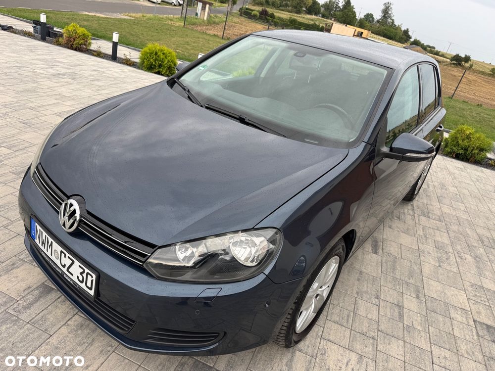 Volkswagen Golf - 8