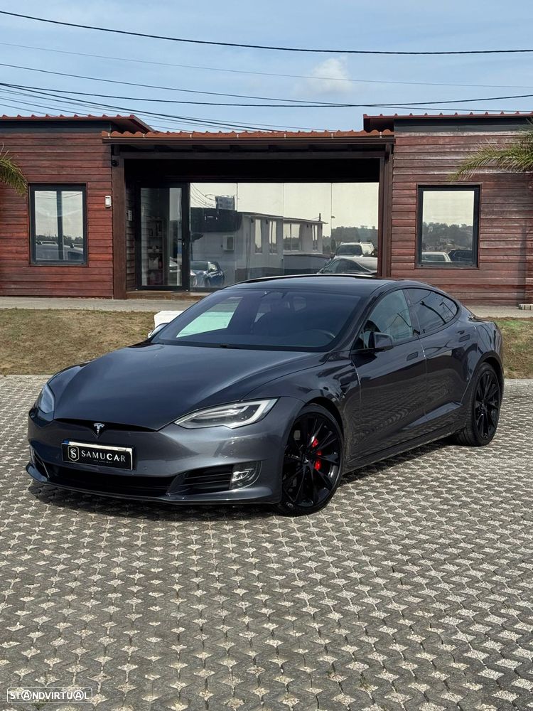 Tesla Model S Performance - 2
