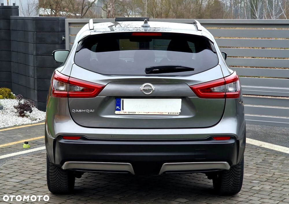 Nissan Qashqai 1.5 dCi N-Connecta - 11
