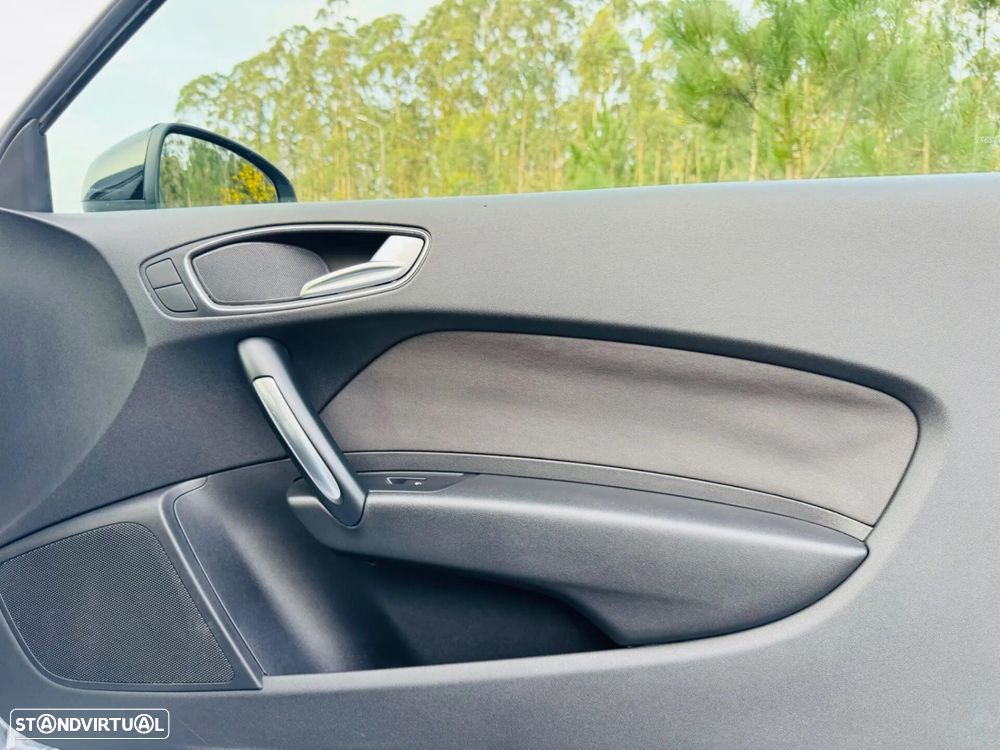 Audi A1 1.6 TDI S-line - 39