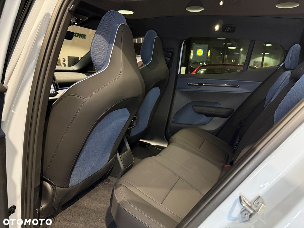 Volvo EX30 Twin Motor Performance AWD Plus - 19