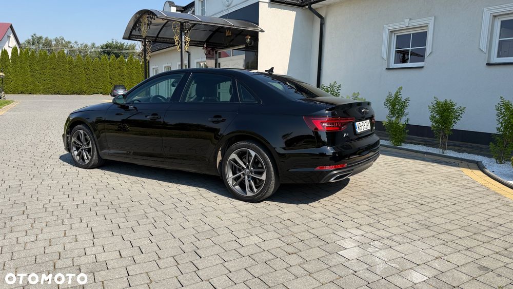 Audi A4 Limousine 40 TFSI S tronic - 5