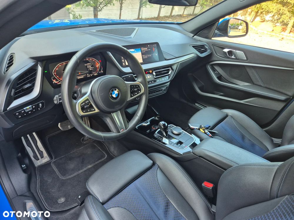 BMW Seria 2 220i Edition Colorvision - 25