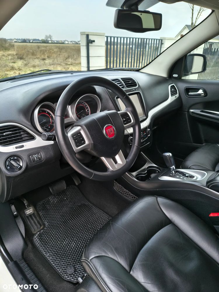 Fiat Freemont 2.0 Multijet Black Code AWD - 17