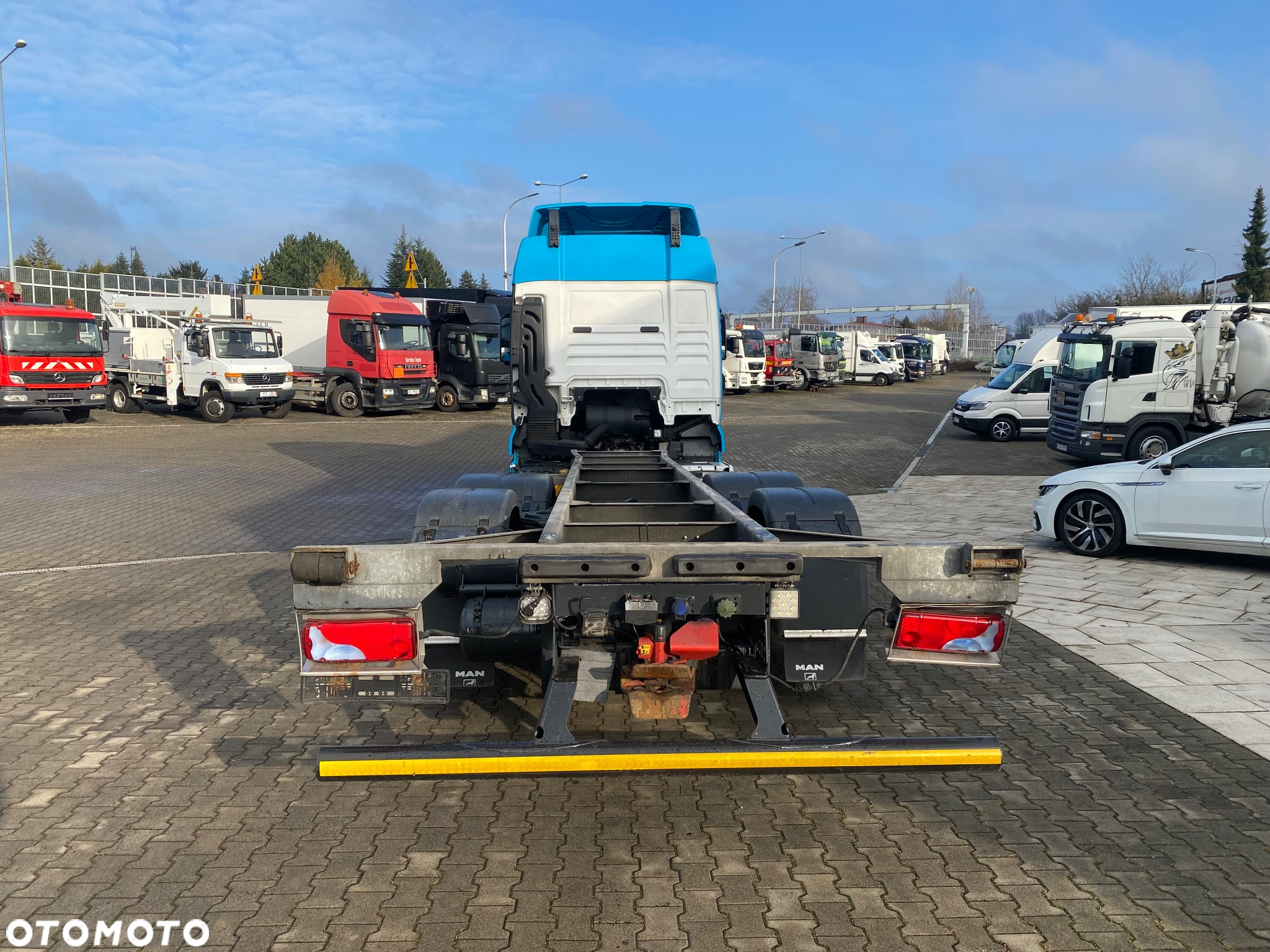 MAN TGX 26.500 / 6X2 / SERWIS na 496TKM /Stan IDEAŁ/E6/ BDF RAMA /6X2/ 3 OŚ SKRĘTNA + PODNOSZONA /SYPIALKA - 10