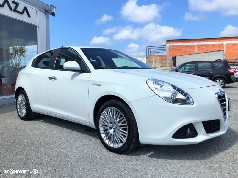 Alfa Romeo Giulietta 1.6 JTDM Exclusive - 4