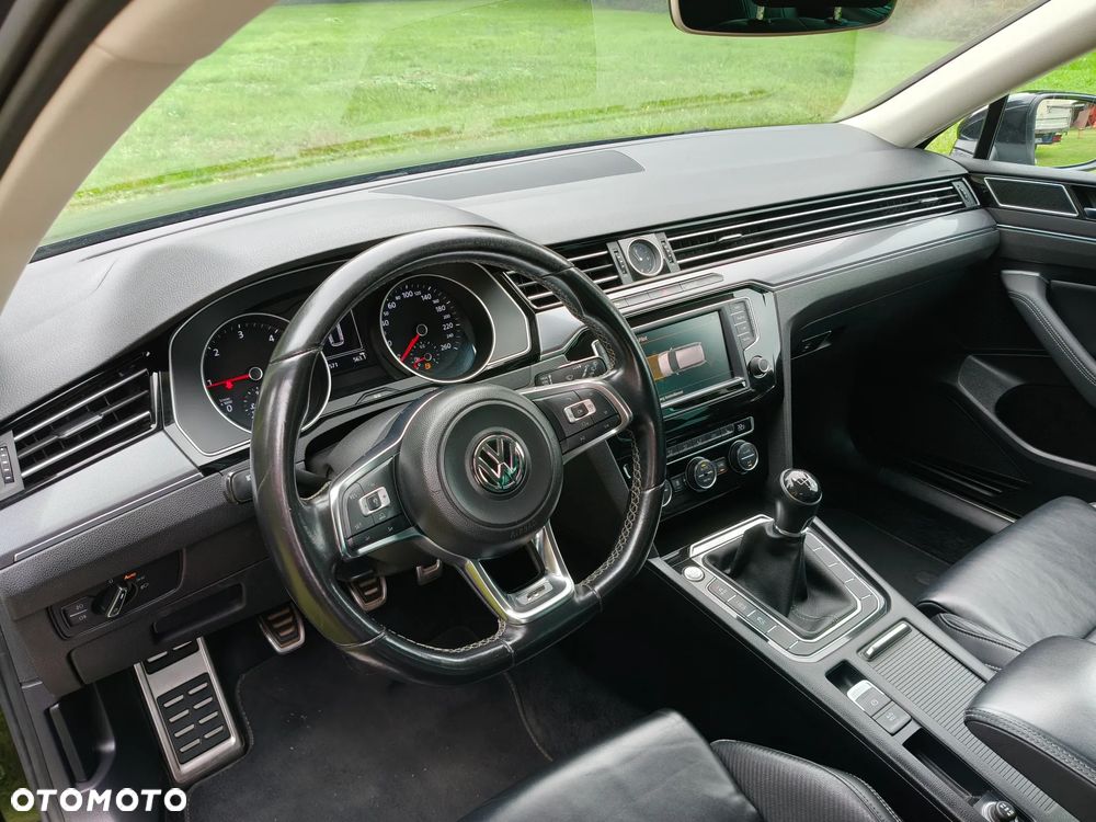 Volkswagen Passat 2.0 TDI BMT Highline - 9