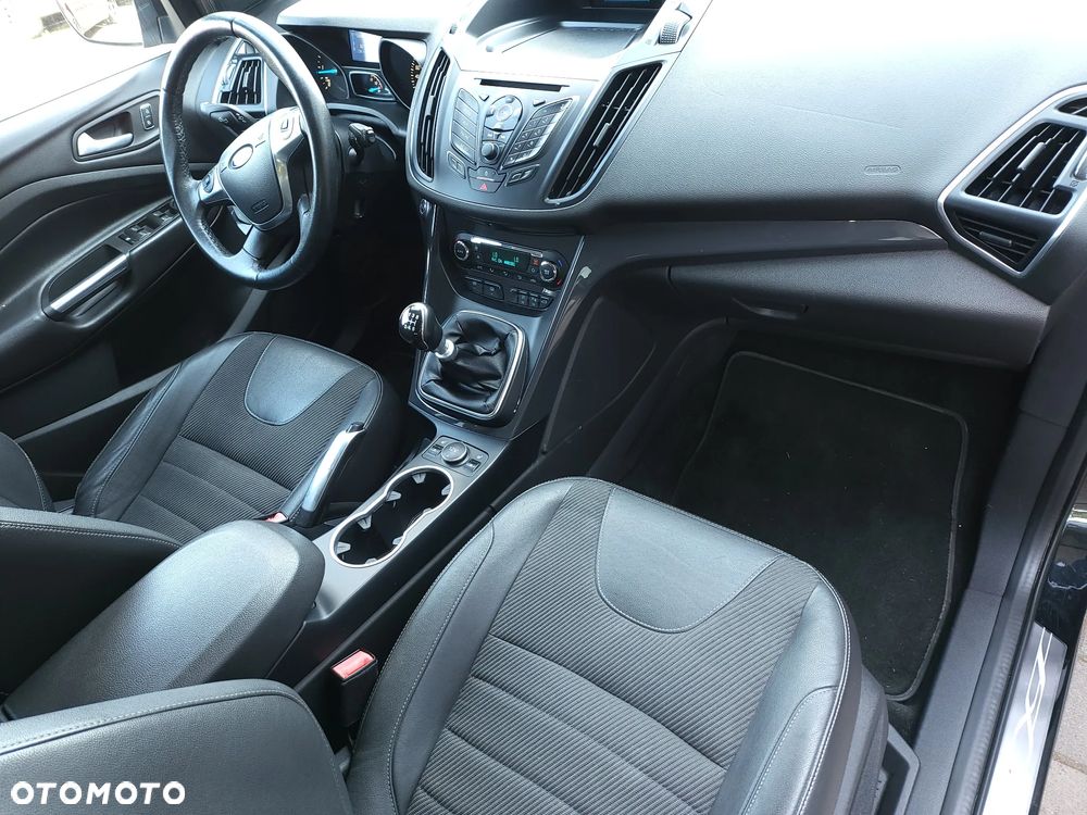 Ford Kuga 2.0 TDCi 4WD Titanium - 21