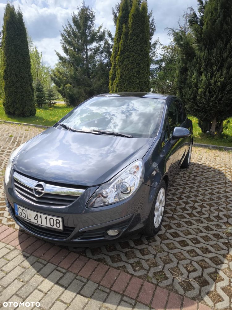 Opel Corsa 1.2 16V Cosmo - 1