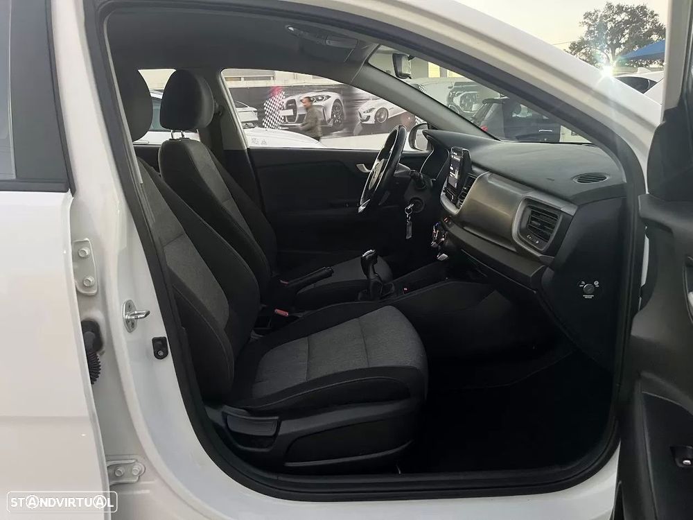 Kia Stonic 1.0 T-GDI EX - 14