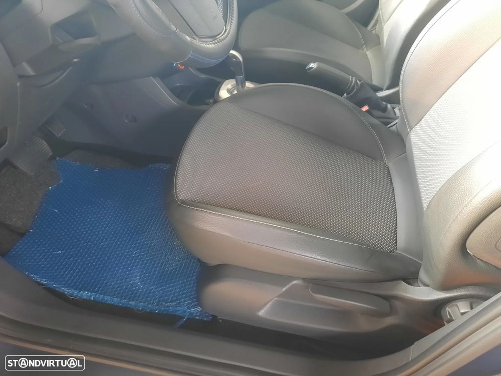 Opel Corsa 1.2 Cosmo Easytronic - 19