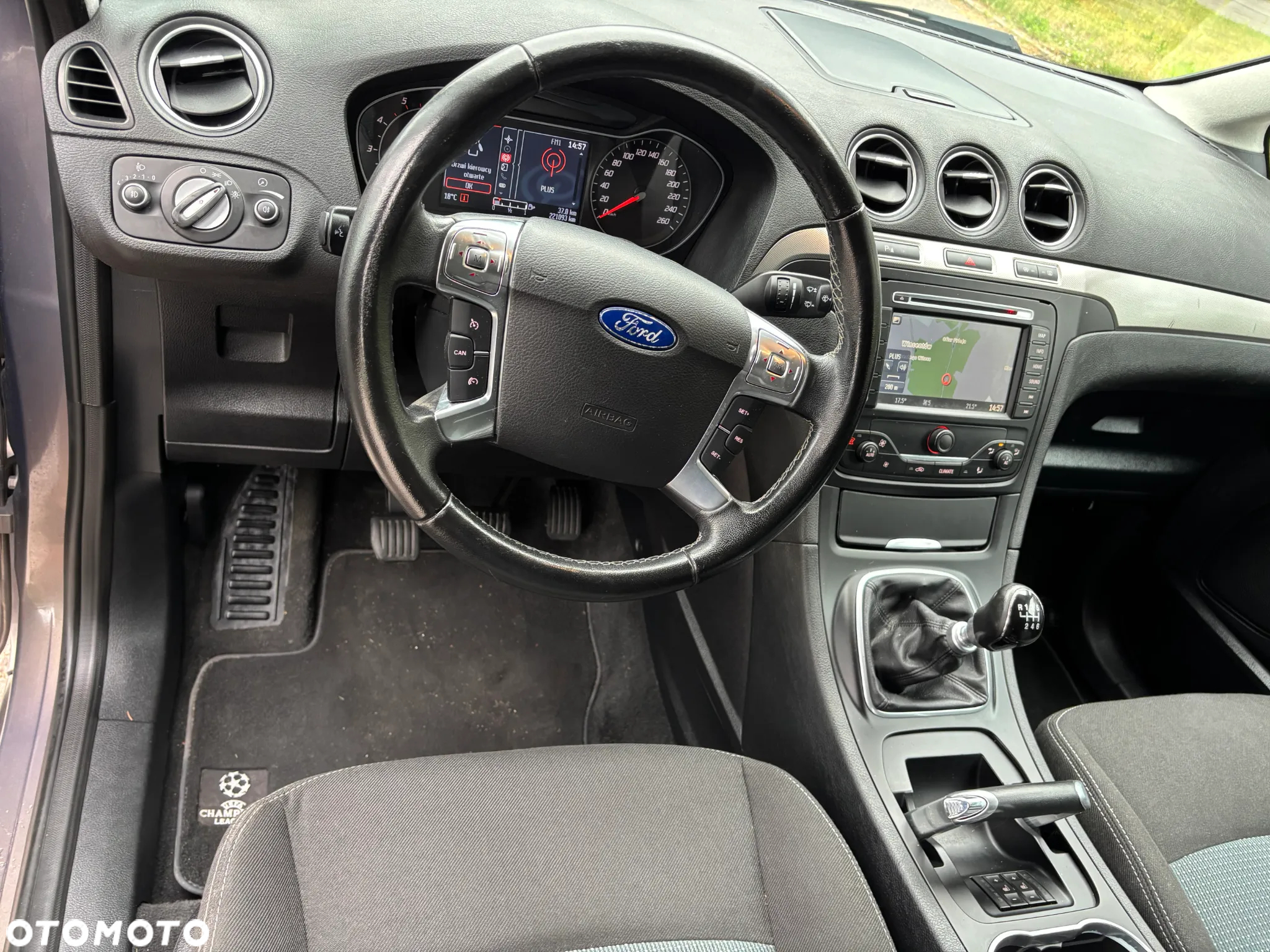 Ford Galaxy 2.0 TDCi DPF Titanium - 12