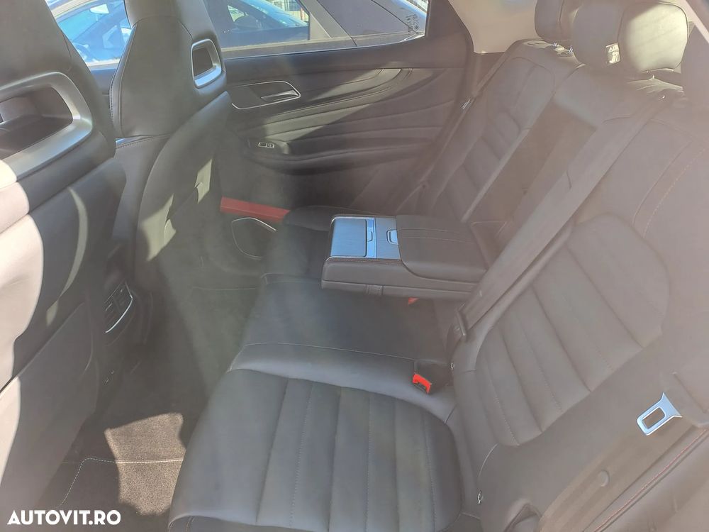 MG EHS PHEV Luxury - 14