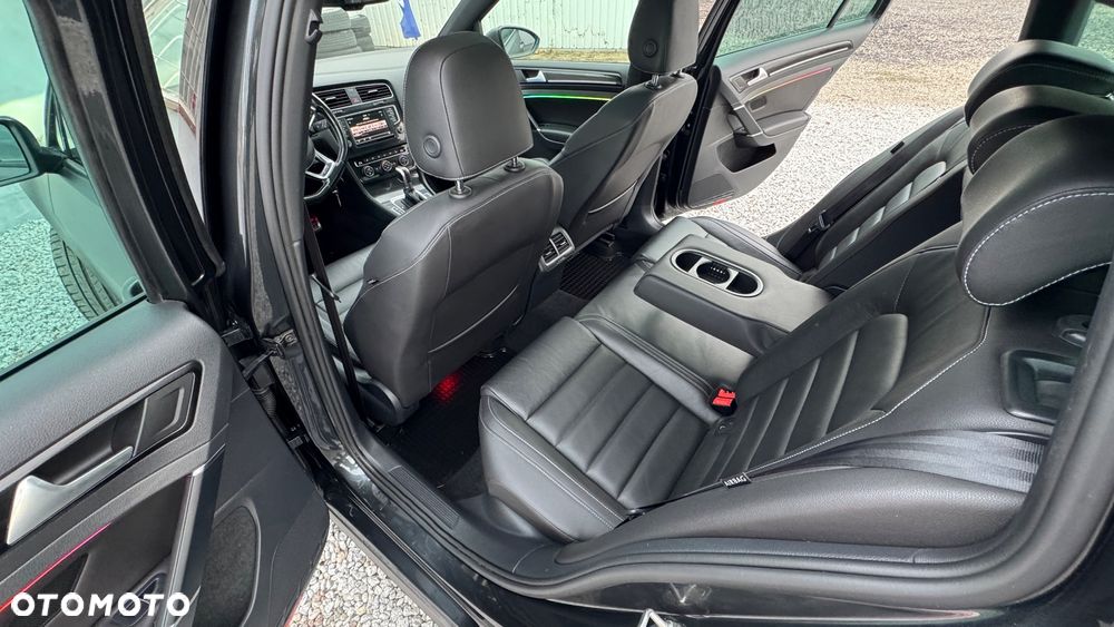 Volkswagen Golf Variant GTD 2.0 TDI SCR DSG - 33