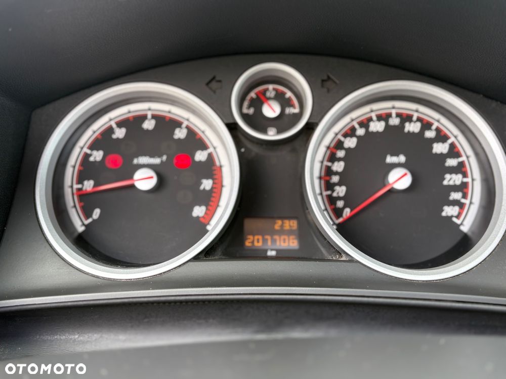 Opel Astra 2.0 T Sport - 28